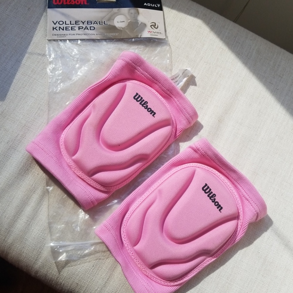 Wilson Pink Volleyball Kneepads